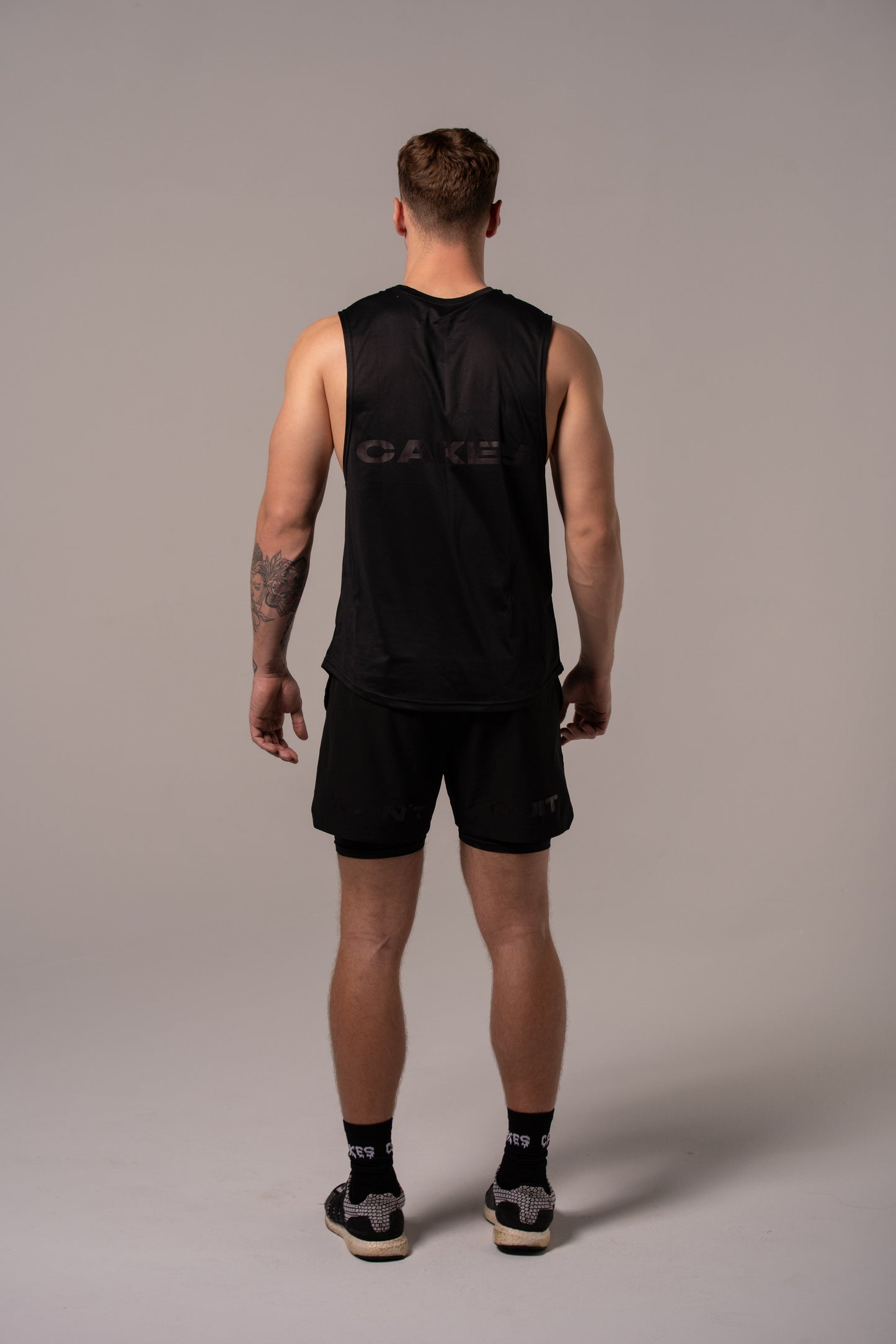 Athletic Cut-off Black